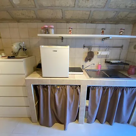 Bed & Breakfast Milo's Ll *