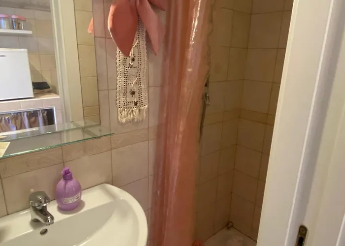 Milo's Ll Oda ve Kahvaltı Bari